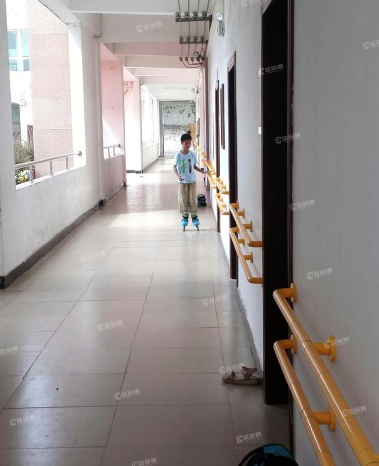 玉林特殊學?？繅Ψ鍪?.jpg