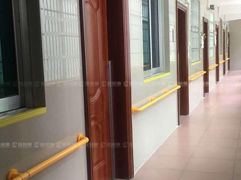 【烏魯木齊】尼龍走道扶手到廣州藍品盾廠家選購，很是方便快捷
